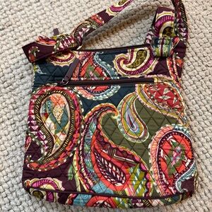 NWOT Beautiful Vera Bradley Hipster Crossbody Bag In Heirloom Paisley Print